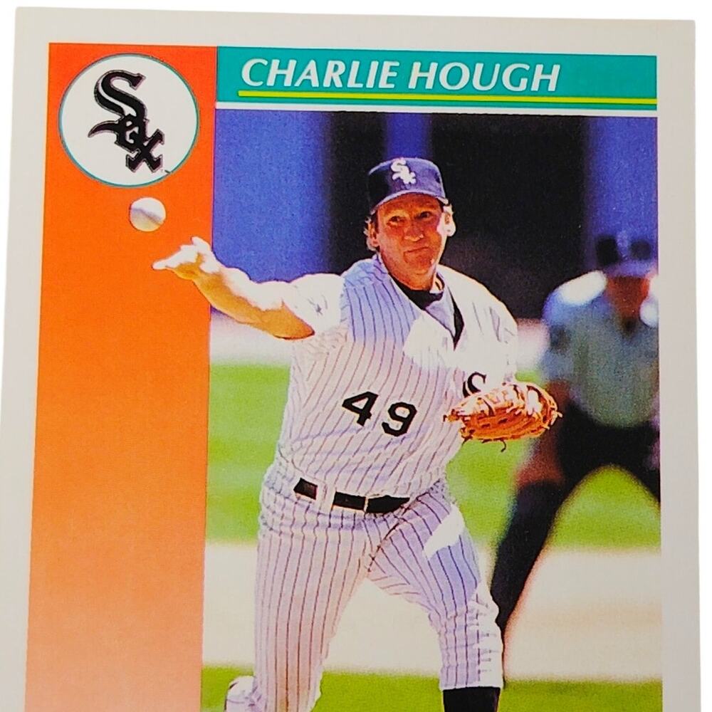 1992 Score Charlie Hough #302 Chicago White Sox Pitcher MLB Baseball NM